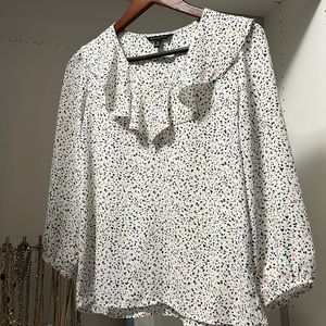 Cute top. XS